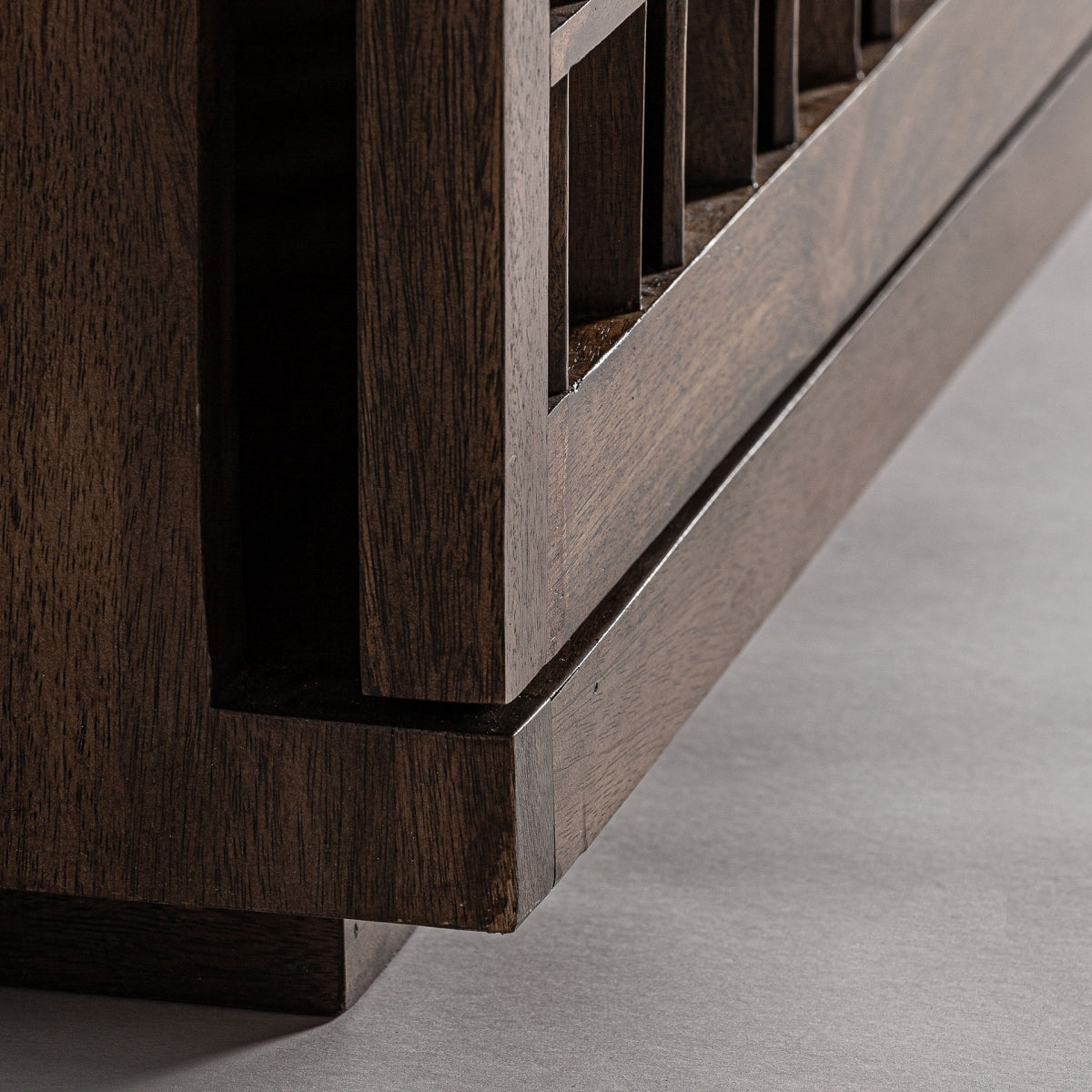 Buffet en bois de manguier marron | Vical Kladno - Image 8