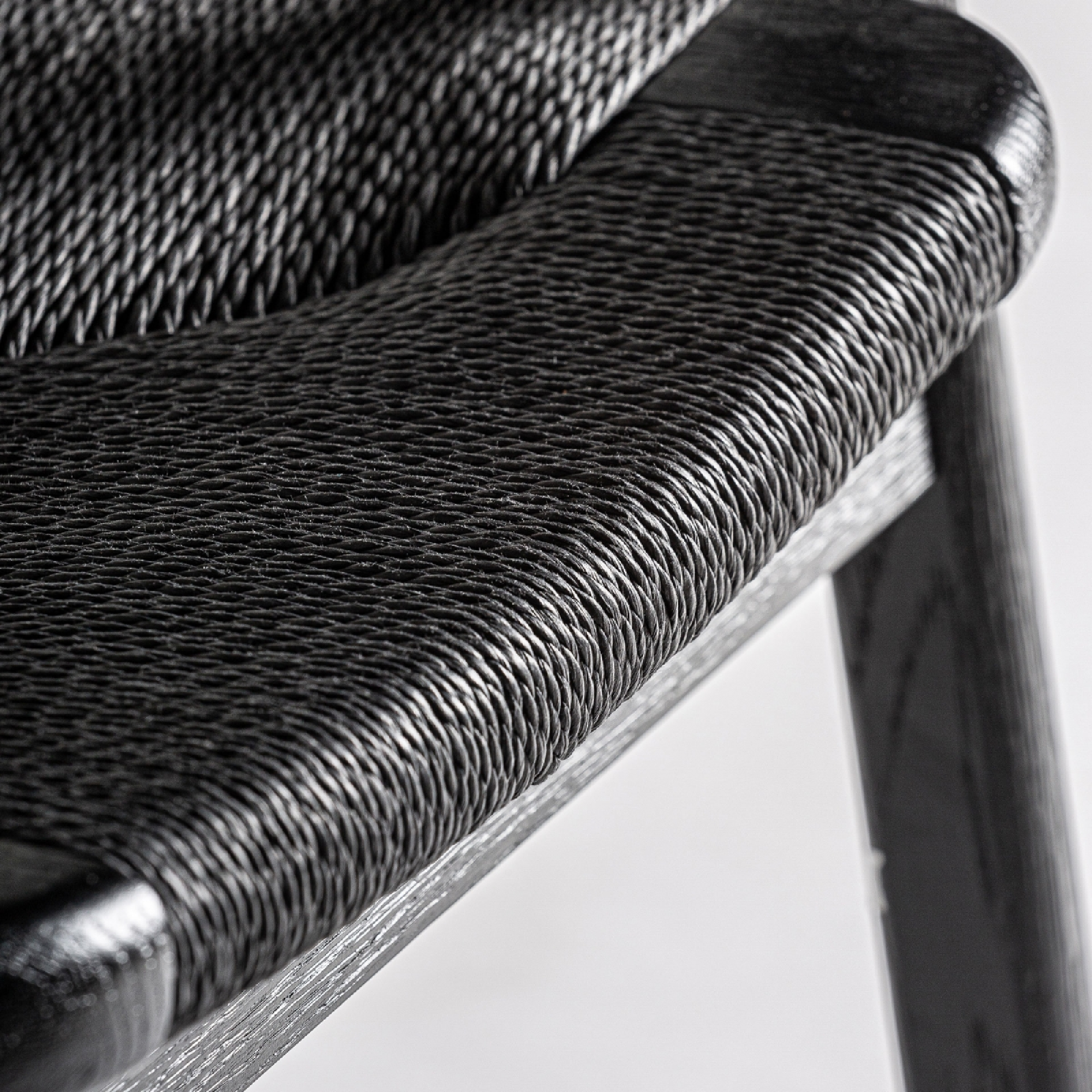 Chaise de salle à manger en chêne noir | Vical Tasque - Image 7