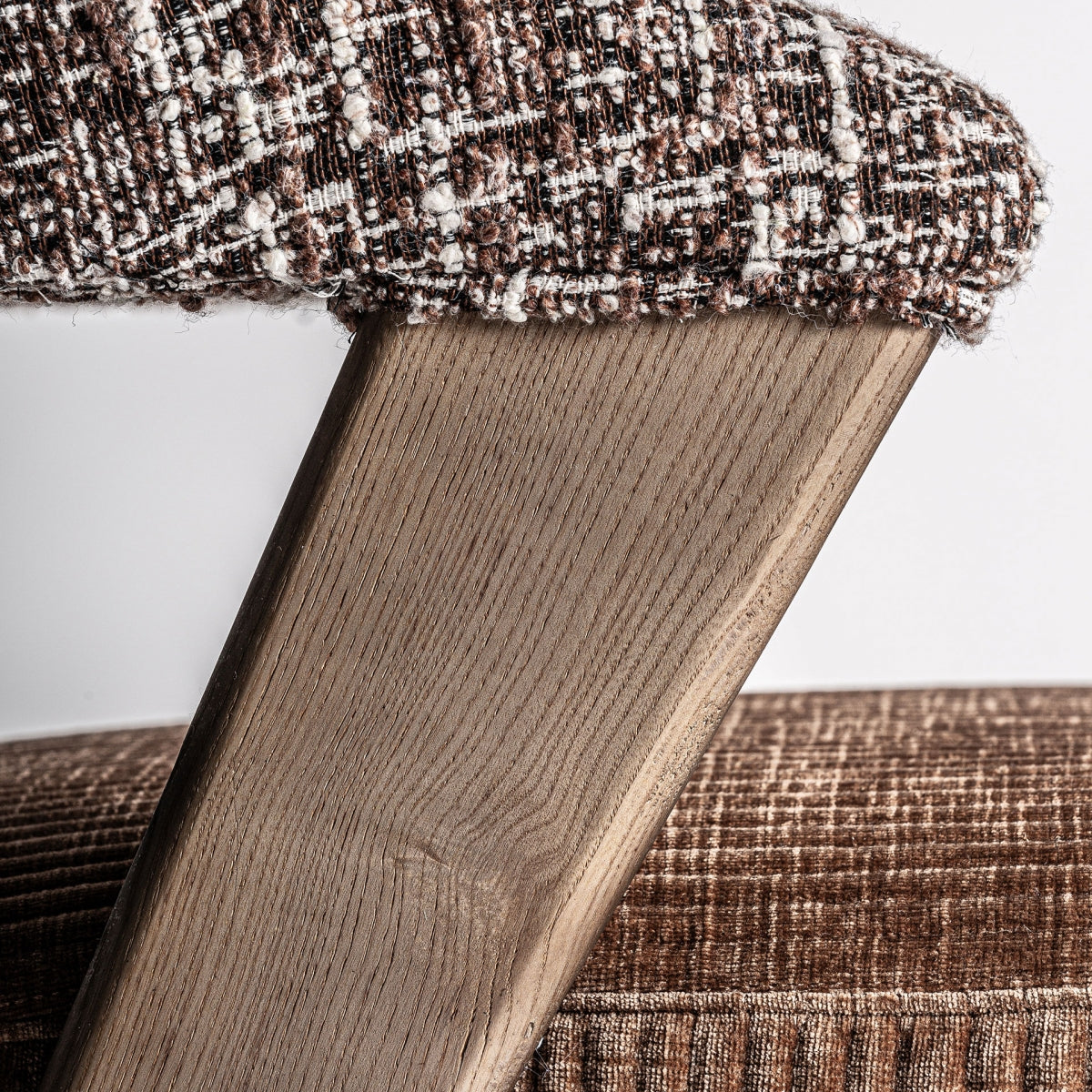 Chaise de salle à manger en tissu marron | Vical Kamenz - Image 8