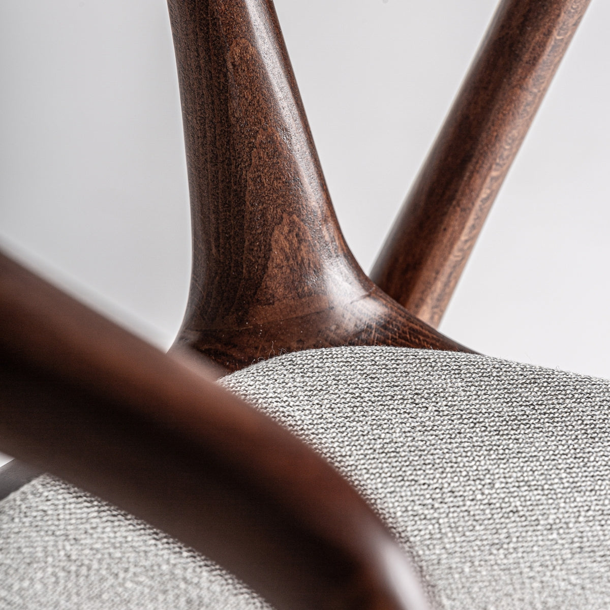 Chaise en bois de hêtre marron | VICAL Root - Image 8