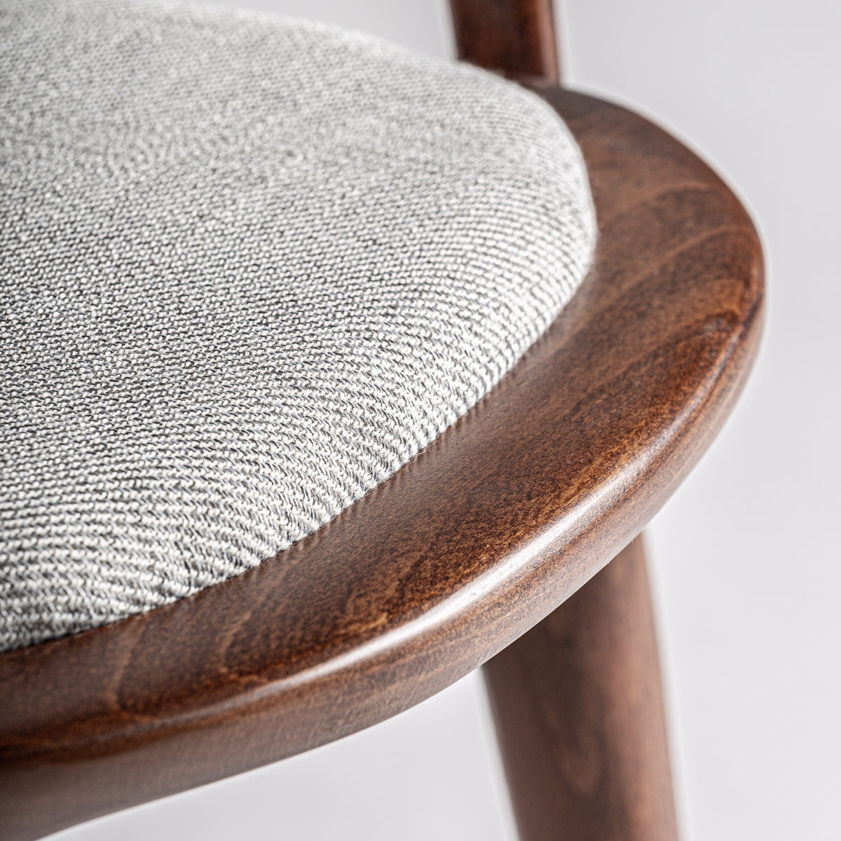 Chaise en bois de hêtre marron | VICAL Root - Image 9