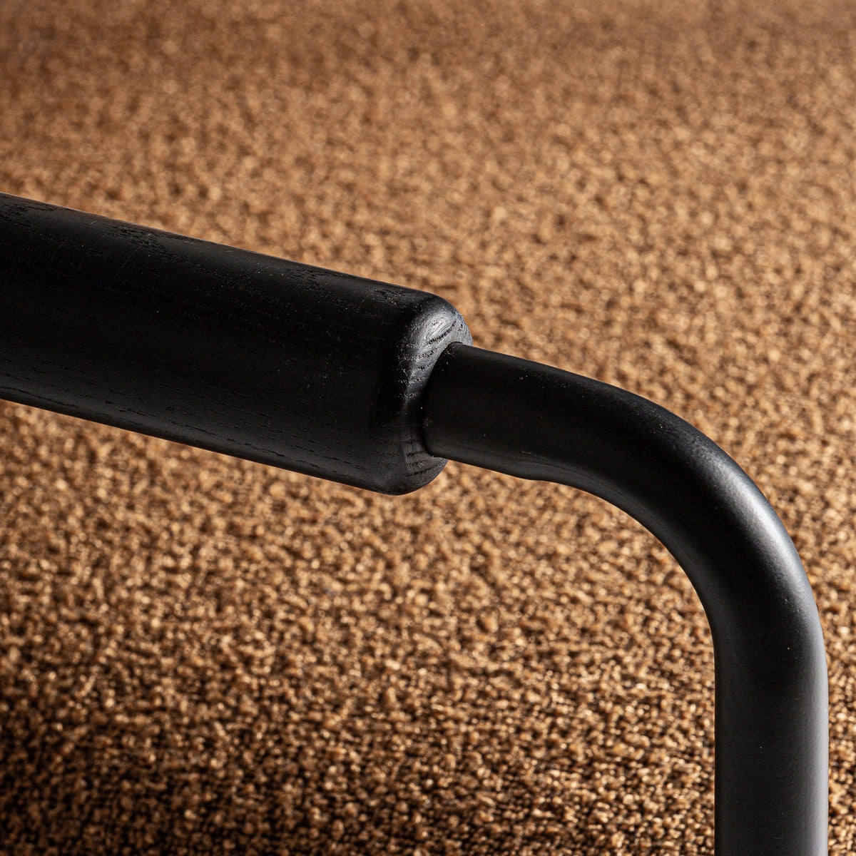 Fauteuil bouclé ocre et bois de pin | VICAL Jessie - Image 4