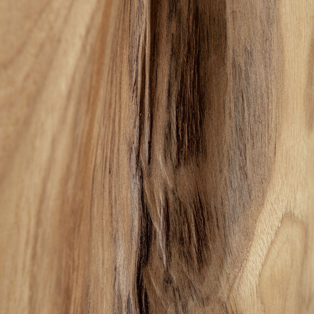 Table d'appoint en bois de suar | VICAL Obernai - Image 4