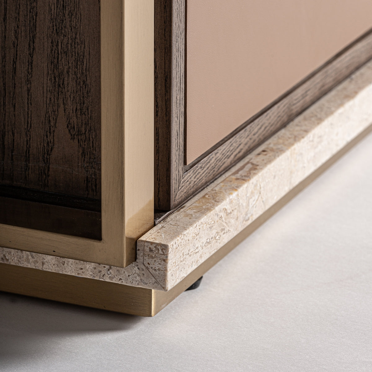 Table de chevet en travertin beige et bois | Vical Monza - Image 6