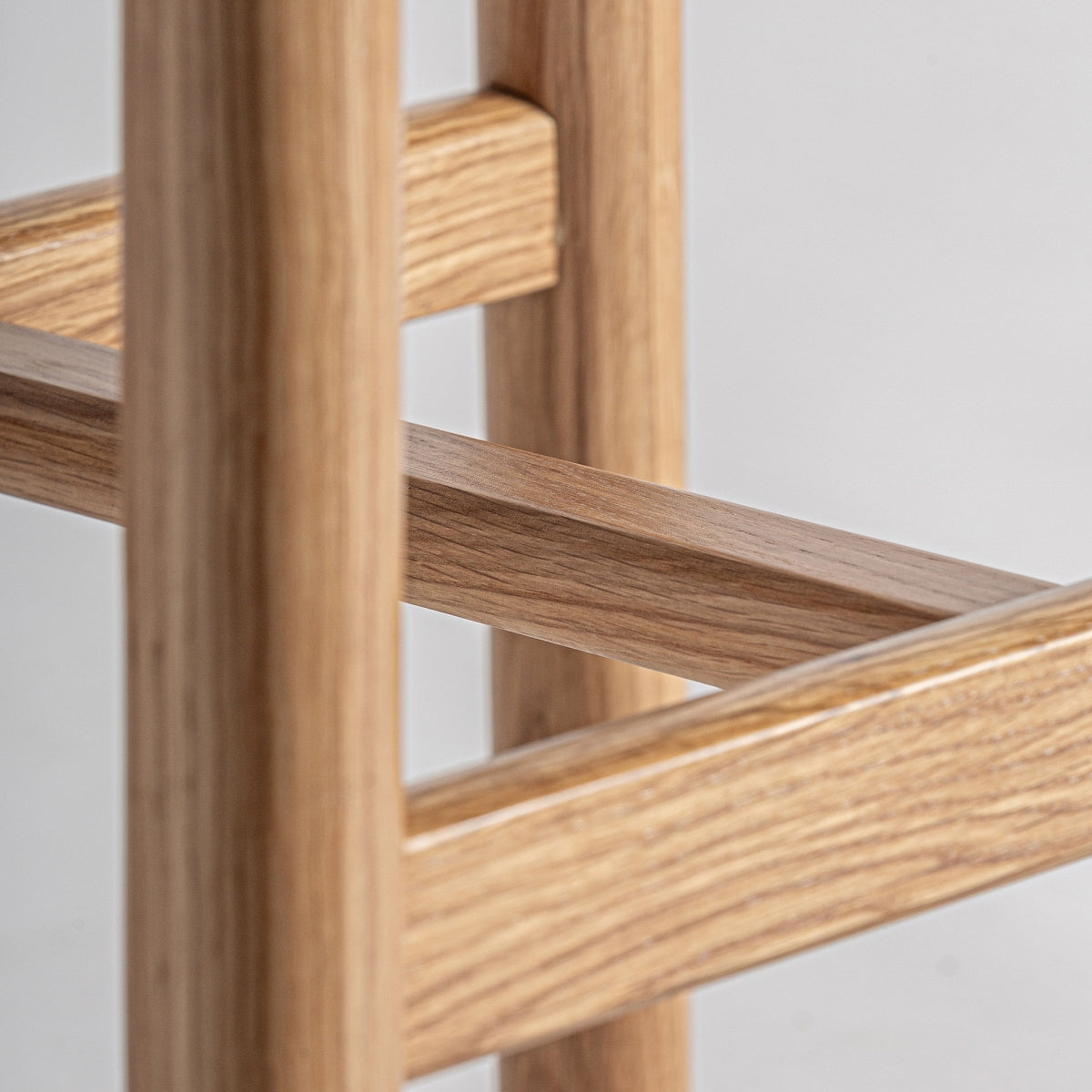 Tabouret en chêne et cuir noir | Vical Marciac - Image 4