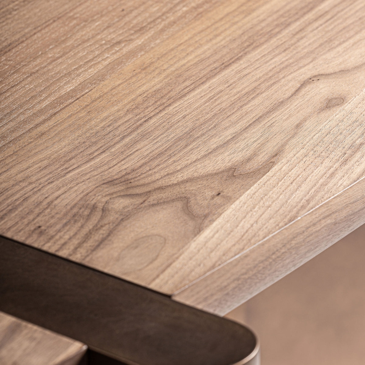 Bureau en bois de noyer marron | Vical Fin - Image 5