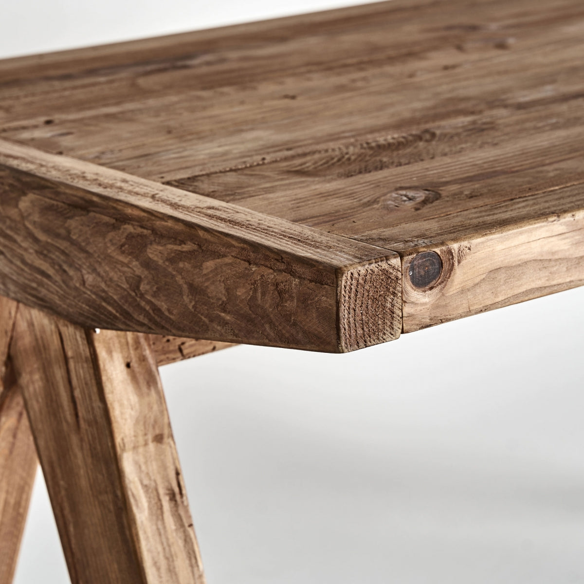 Bureau en bois de pin marron | Vical Crissey - Image 3