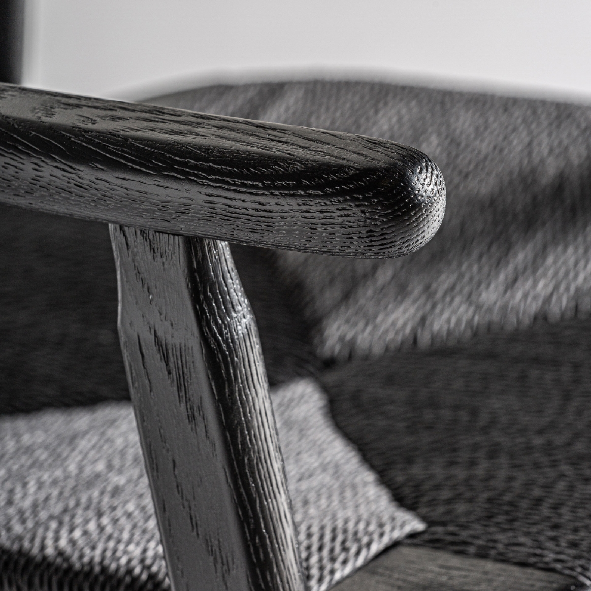 Chaise de salle à manger en chêne noir | Vical Tasque - Image 5