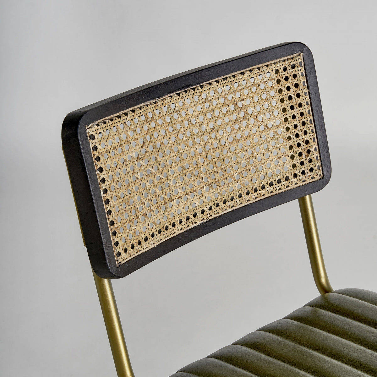 Chaise de salle à manger en cuir vert | Vical Almstock - Image 2