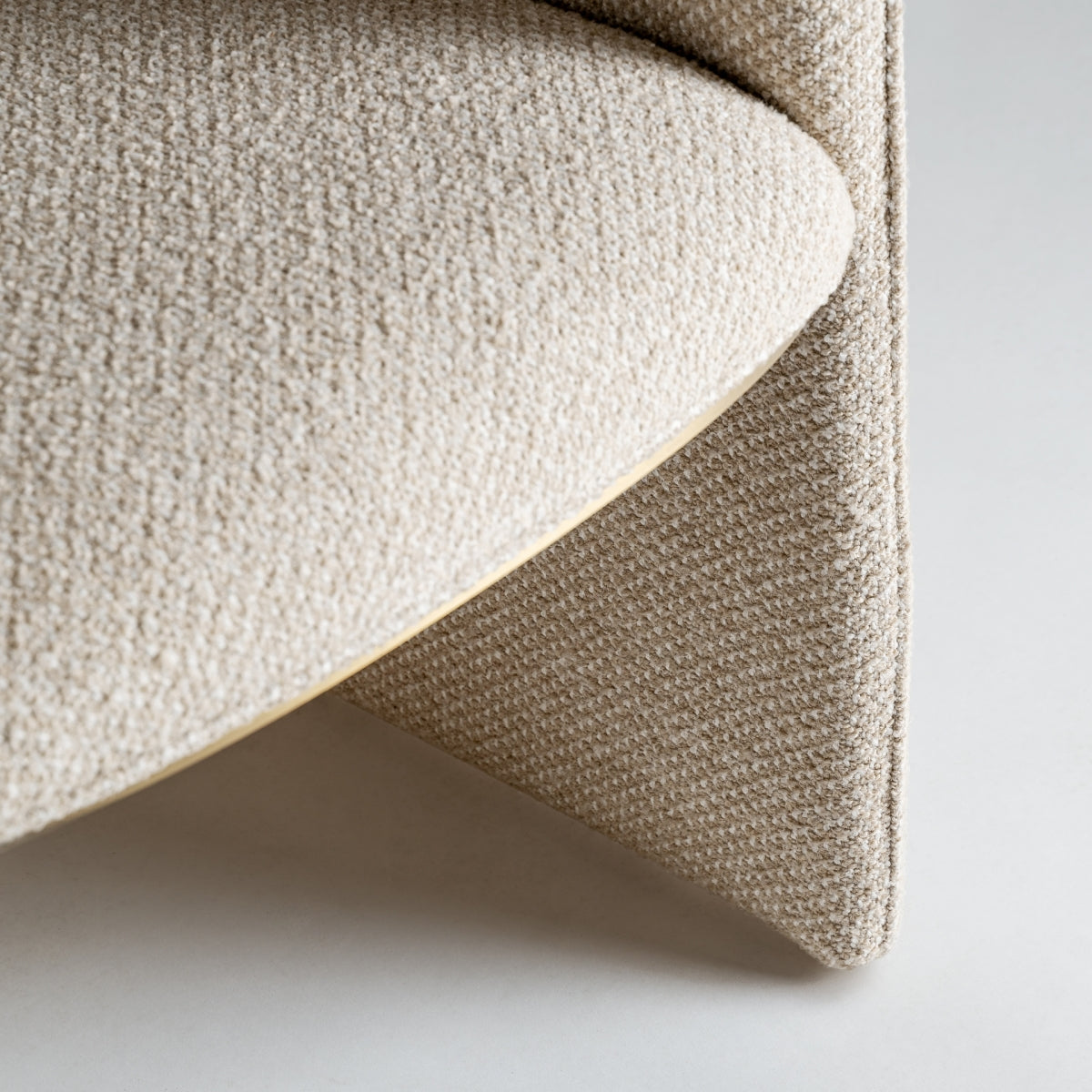 Chaise de salle à manger en tissu beige | Vical Mayun - Image 4