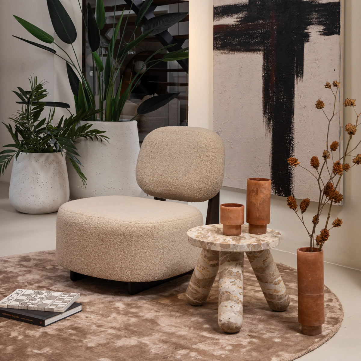 Fauteuil d'appoint en tissu beige | Dôme Deco Tate - Image 4