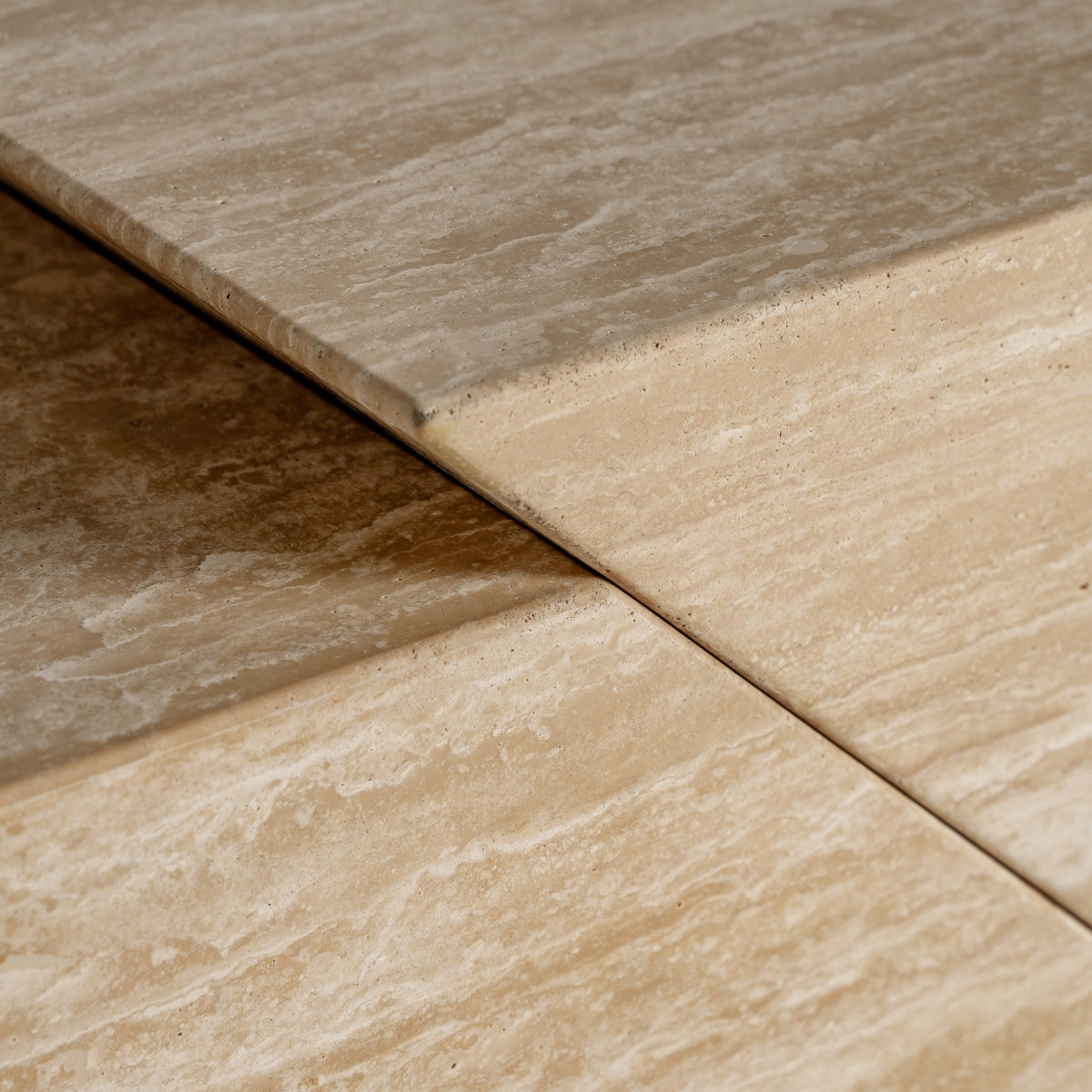 Meuble TV en travertin beige | Vical Thiennes - Image 2