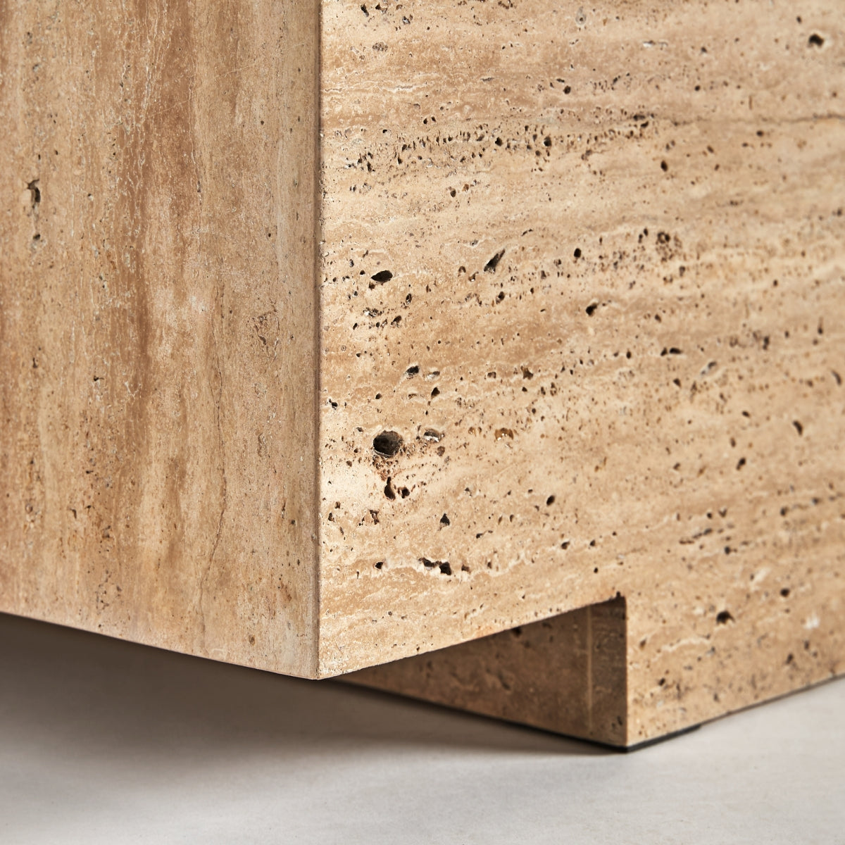 Table basse en travertin beige | Vical Norddal - Image 6