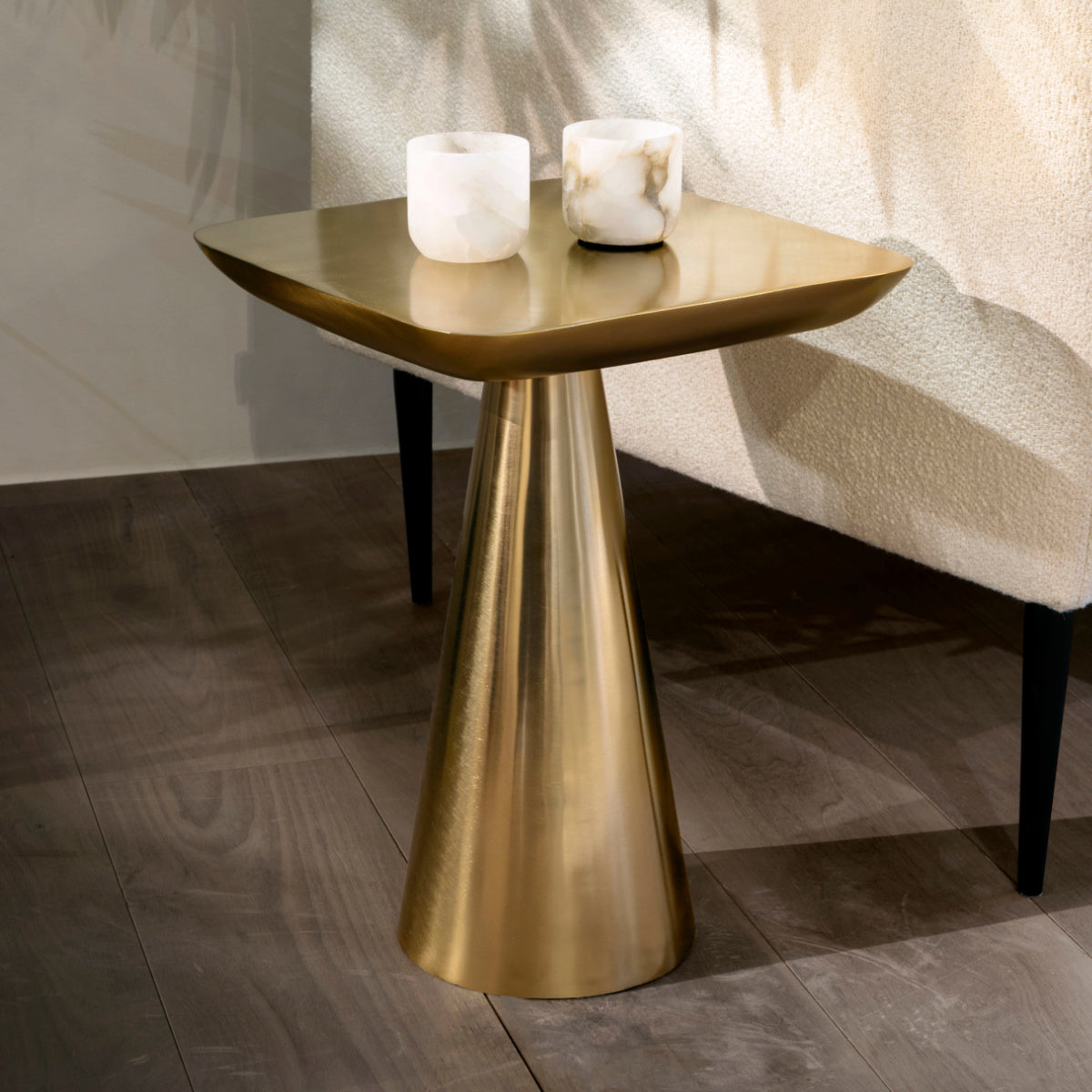 Table d'appoint en métal doré | Dôme Deco Kioto S - Image 2